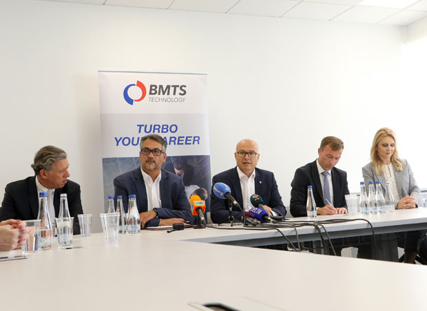 У Новом Саду од јесени још 500 радних места: Уз погон и истраживачки центар, преко пута и нове фабрике 